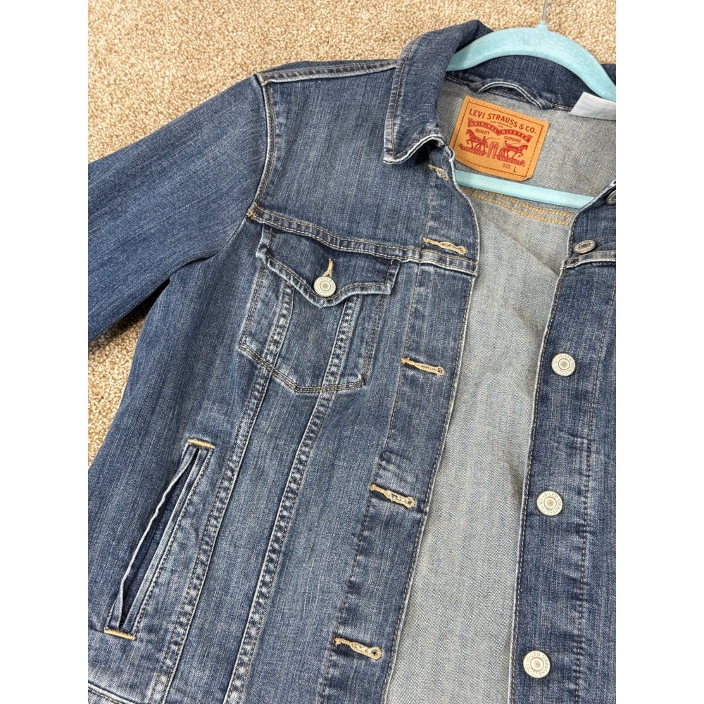 Levi Strauss & Co Womens Medium Wash Jean Trucker Jacket L Blue Classic Denim